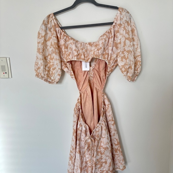 The Latest Scoop Dress Medium NWT - Picture 4 of 9